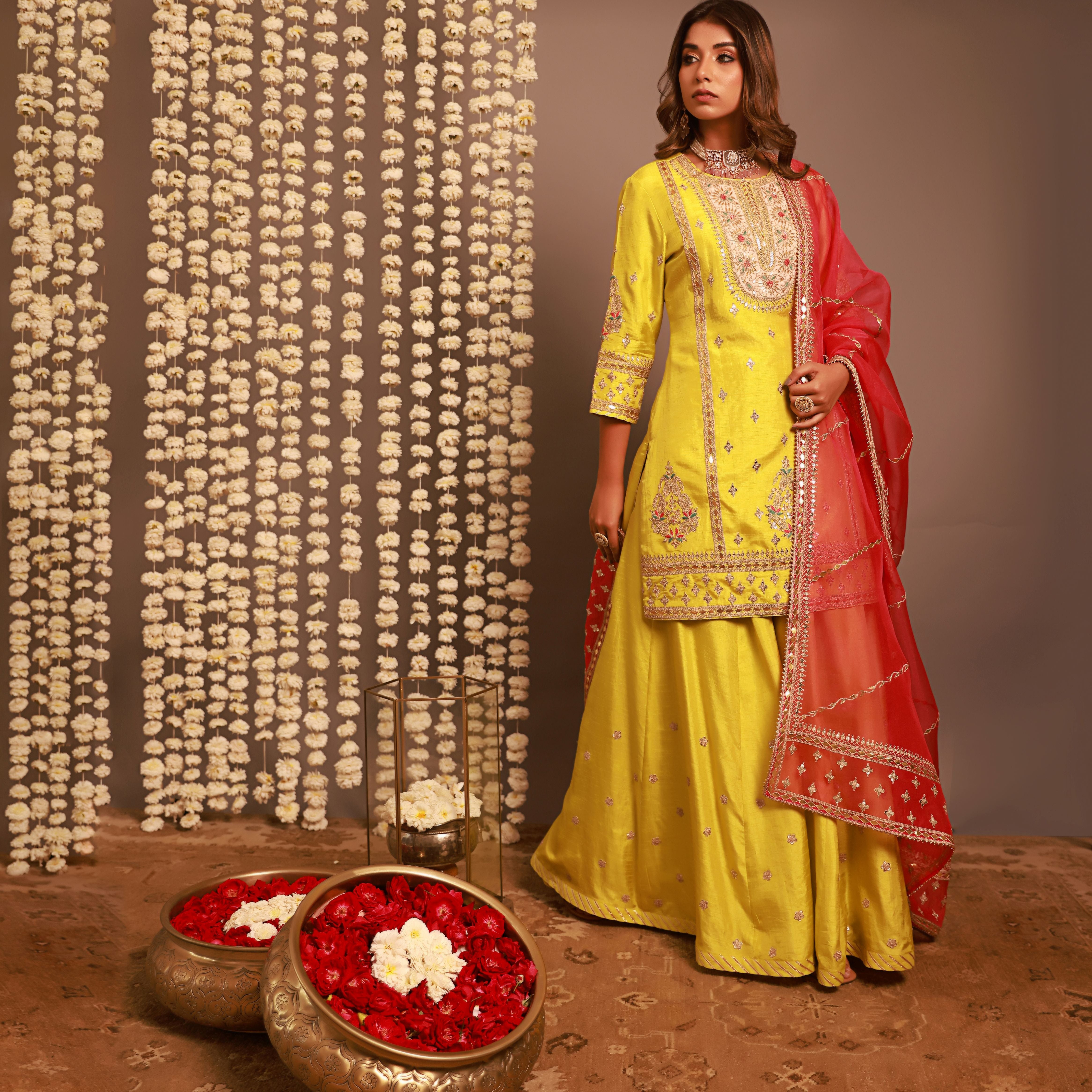 Green Short Kurta Or Kalidar Pant With Organza Dupatta