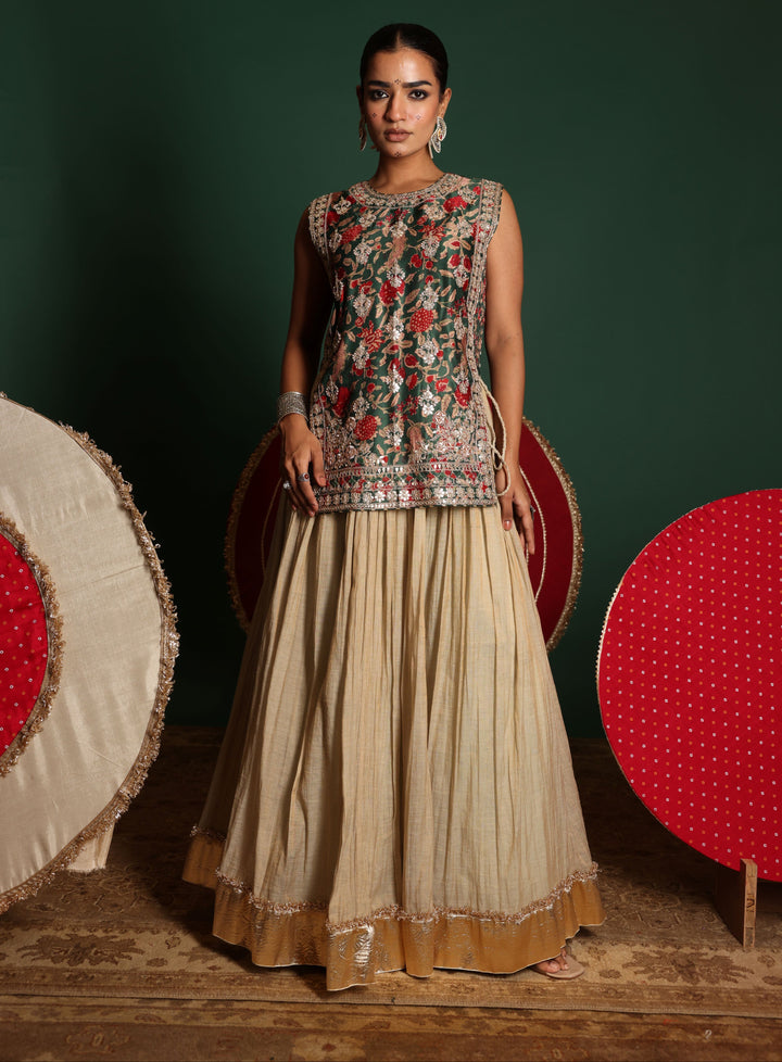 Ethnic Bib Top Set