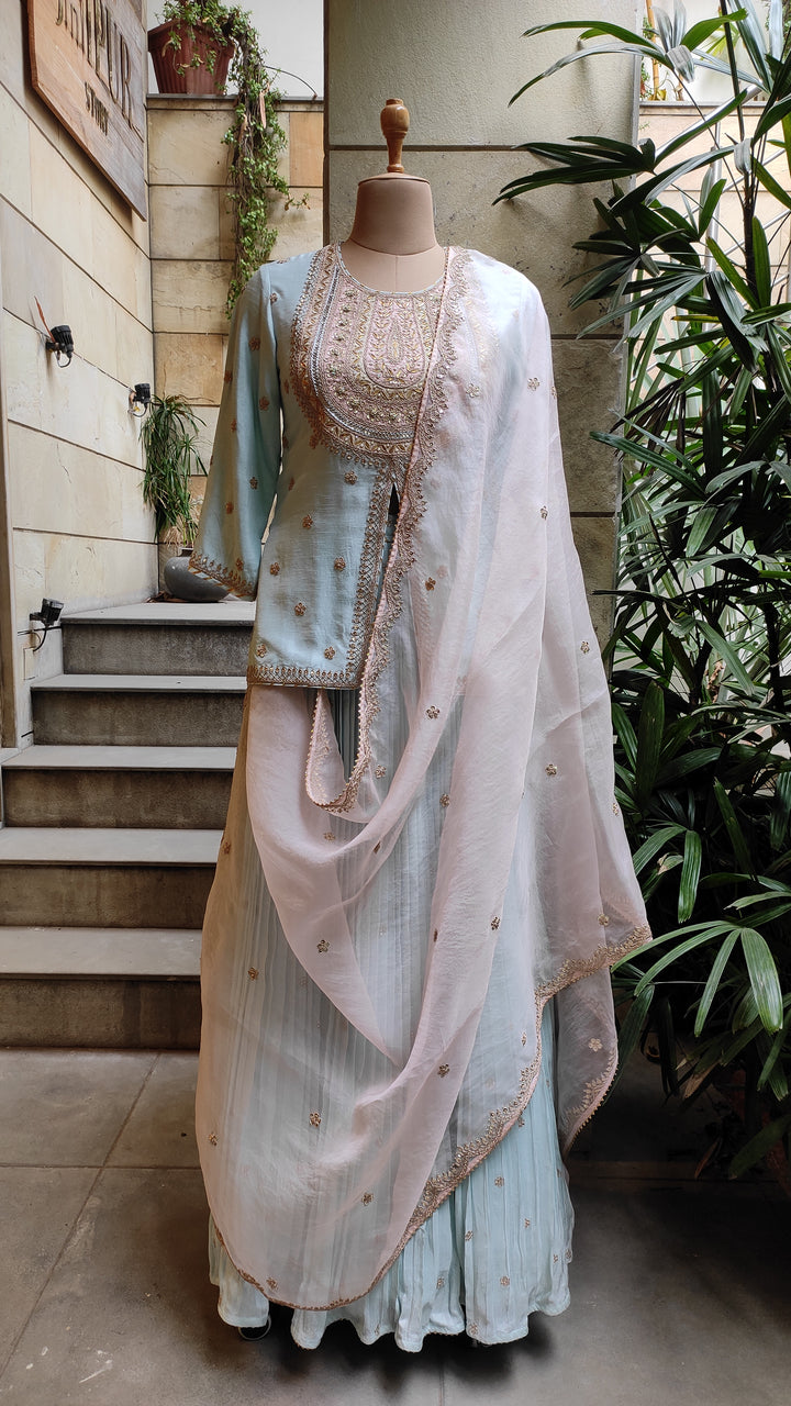 Short Kurti & Pleated Skirt With Organza Dupatta