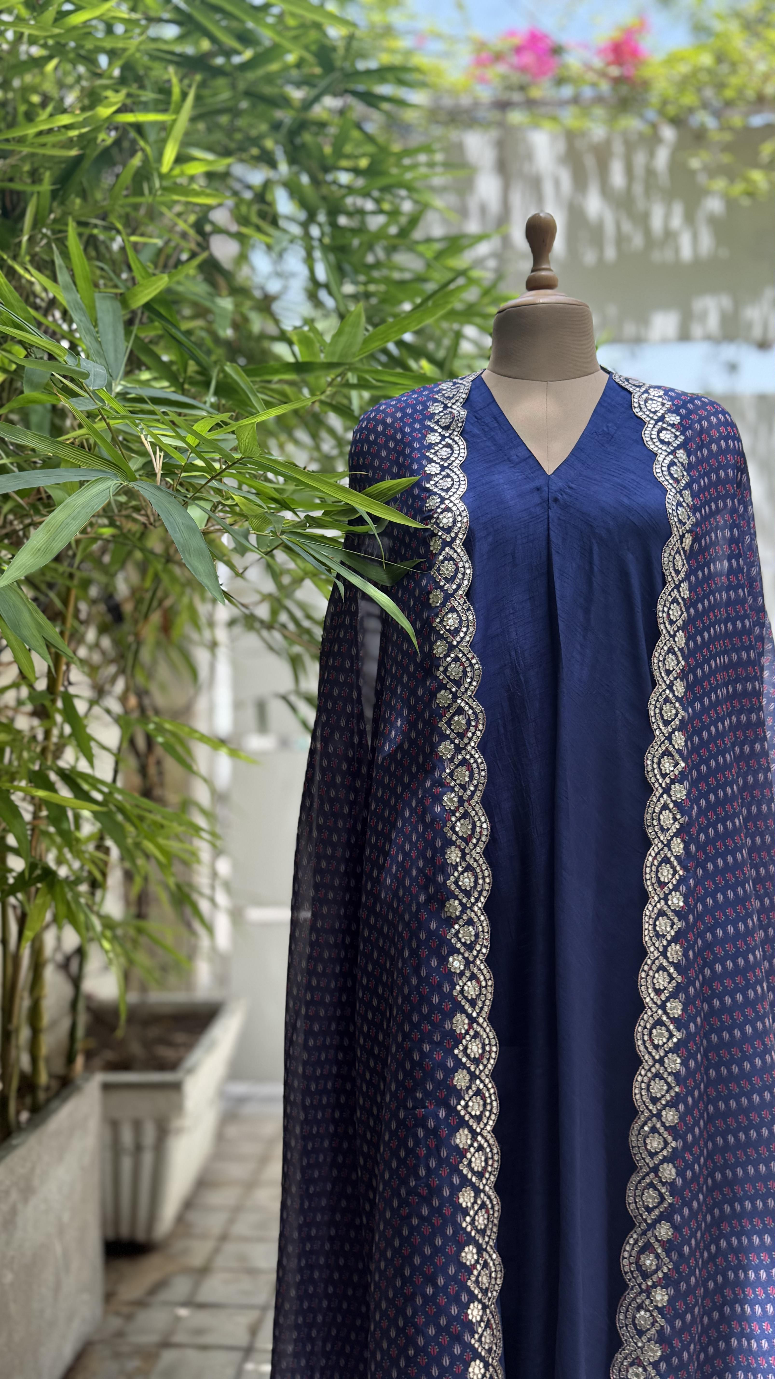 Midnight Bloom Printed Cape Set