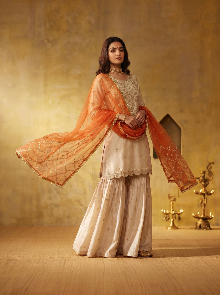 Short Kurta & Kalidar Pant With Organza Dupatta