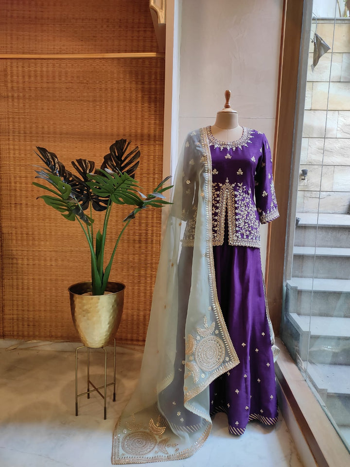Short Kurti & Lehenga with Organza Dupatta