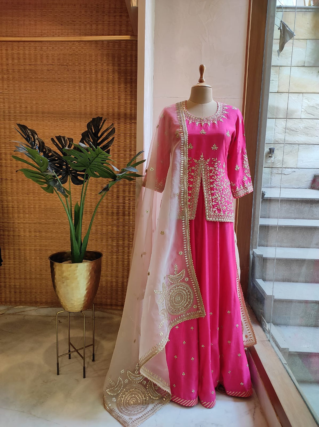 Short Kurti & Lehenga with Organza Dupatta