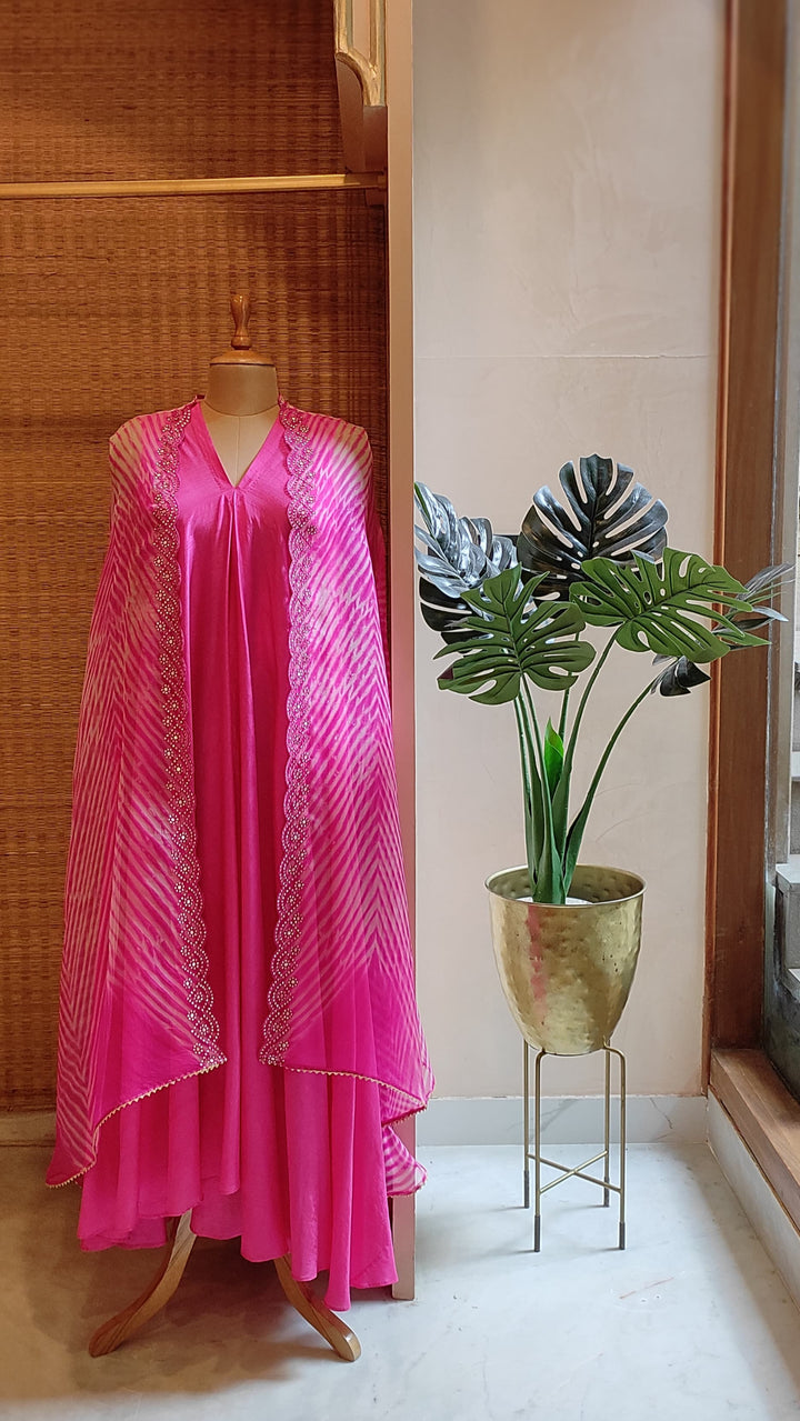 Leheriya Cape With Asymmetric Dress