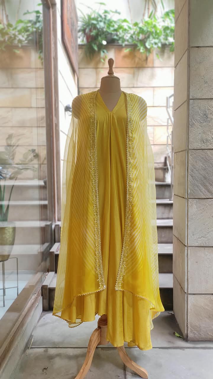 Leheriya Cape Set